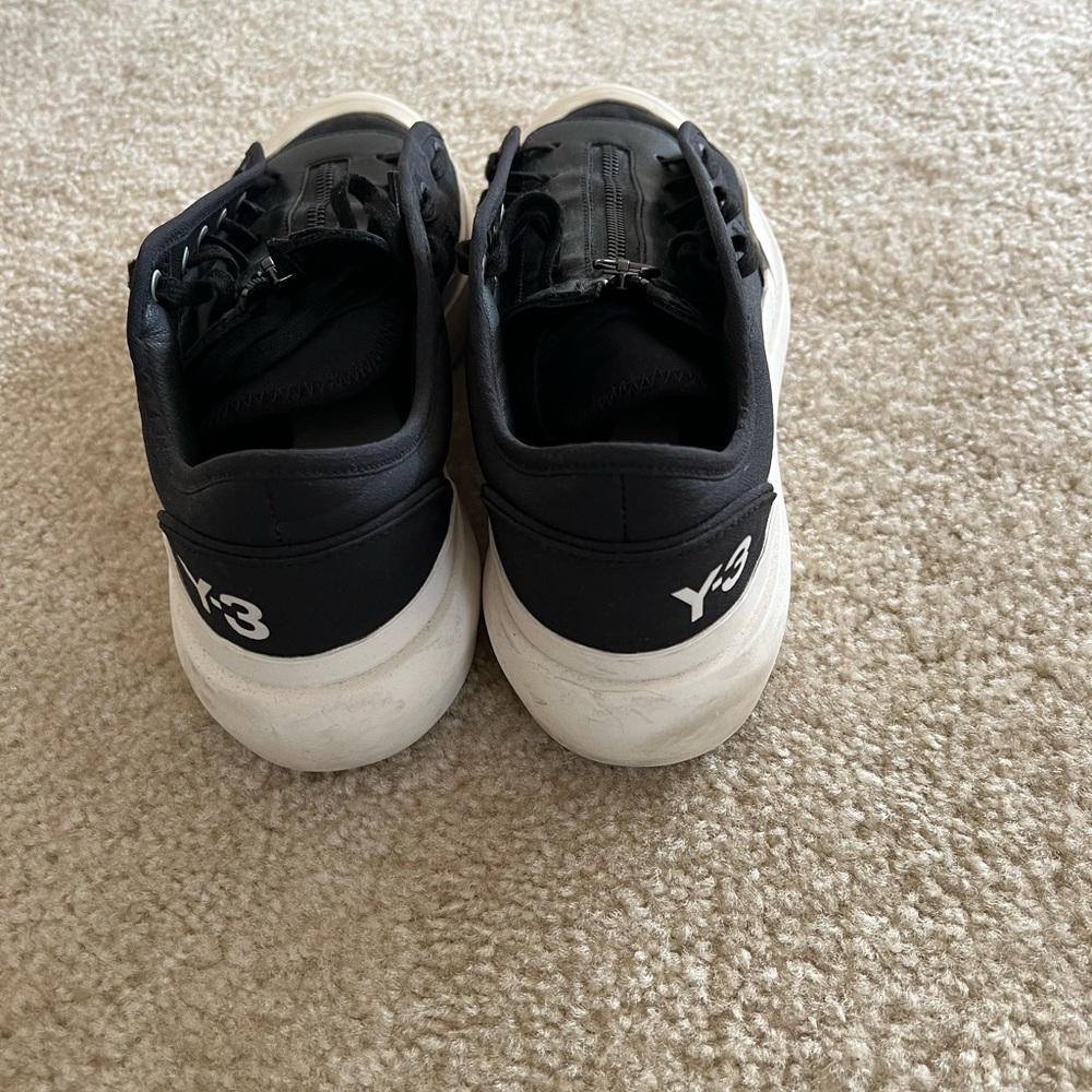 Y3 Adidas sneaker